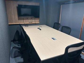 【日吉by コワーキング】6名用会議室 - いいオフィス日吉 by コワーキング