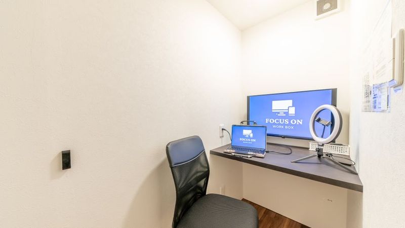 ≪フォーカスオン新大阪店①号室≫完全個室/24時間営業Wi-Fi - ≪フォーカスオン新大阪店≫新大阪駅すぐ・完全個室・Wi-Fi
