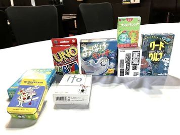 カードゲームもございますのでご自由に遊にどうぞ！ - TURAN水道橋 バーカウンター付き多目的スペースの室内の写真