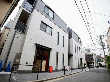 COMON hair studio 学芸大学 レンタルサロンの外観の写真