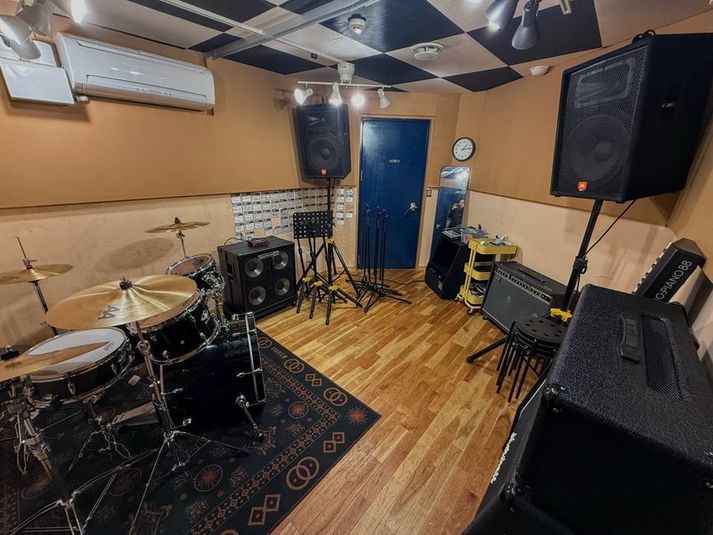 レンタルスペース＆バー　RENTAL SPACE IFNESS IFNESS STUDIO Bstの室内の写真