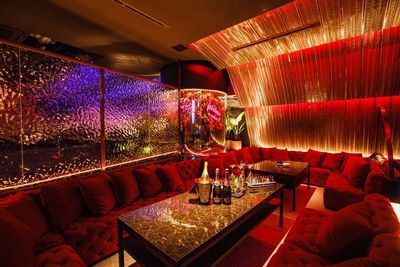 OLIENTALLOUNGE 大阪駅前 駅近🤍【151名様-200名様まではこちら】 映えスポット✨の室内の写真