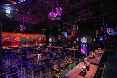 OLIENTALLOUNGE 大阪駅前 駅近🤍【101名様-150名様まではこちら】 映えスポット✨の室内の写真