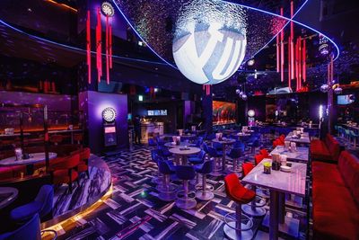 OLIENTALLOUNGE 大阪駅前 駅近🤍【1名様-50名様まではこちら】 映えスポット✨の室内の写真