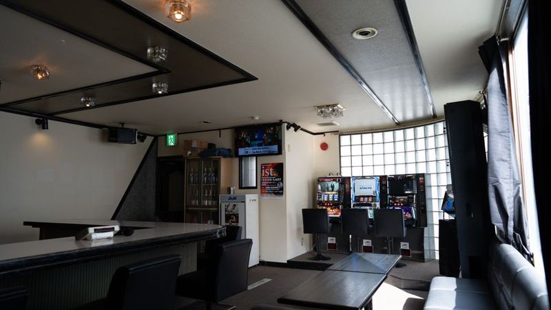 恵我ノ荘駅6分｜カラオケ＆ダーツ遊び放題の貸切スペース - Space by Lotus