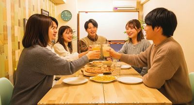 友人同士での飲み会に♪ - 【Good Space会議室】横浜西口コミュニケーションスペース 今だけ特典多数🉐横浜駅3分🚶‍♂️ボドゲ｜ビジネス[15]の室内の写真