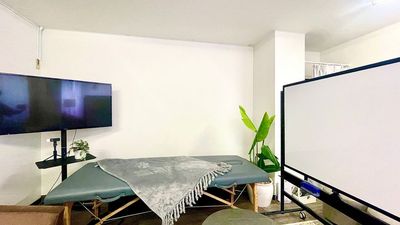 ストーン烏丸御池 貸し会議室・リモート・レンタルサロン・撮影スタジオの室内の写真