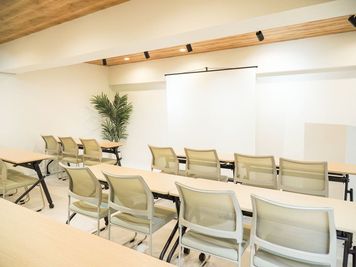 懇親会から会議室利用にも幅広くご利用いただけます！ - Good Space会議室 名駅807 Good Space会議室 名駅807 [80]の室内の写真