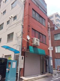 【閉鎖】カリクラシ 西田ビル３F 【閉鎖】西田ビル３０２の外観の写真