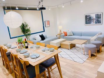 【1～10名専用】超好立地🚉【四条・烏丸1分】120㌅スクリーン🎬ゲーム機🎮キッチン🍳パーティ・ビジネスも - ナチュール四条烏丸