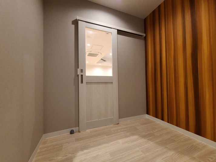 電子ピアノ付きレンタルスペース - ワンワンワン音楽教室×学童保育