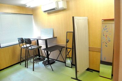 多目的ルームC - TOKYOSTAY 　会議室B 大塚駅北口徒歩3分    ラウンジB+多目的ルームCの室内の写真