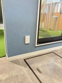 キッチン付近コンセント - 鈴与ホームパル　東静岡ショールーム 鈴与ホームパル東静岡ショールーム　キッチン利用の設備の写真