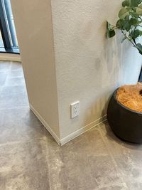 キッチン付近コンセント - 鈴与ホームパル　東静岡ショールーム 鈴与ホームパル東静岡ショールーム　キッチン利用の設備の写真