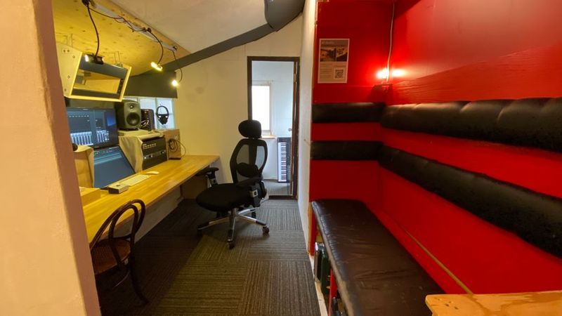 『撮影ロケ地プラン』レコーディングスタジオ alt studio - 音楽スタジオ「alt studio(オルトスタジオ)」 