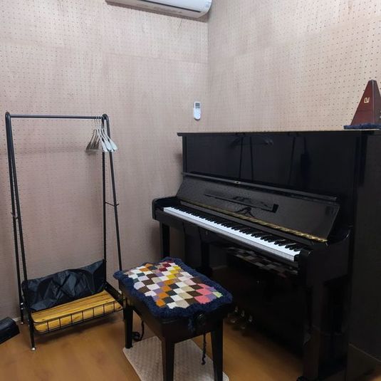 新大村ピアノレンタルスペース - 新大村ピアノレンタルスペース