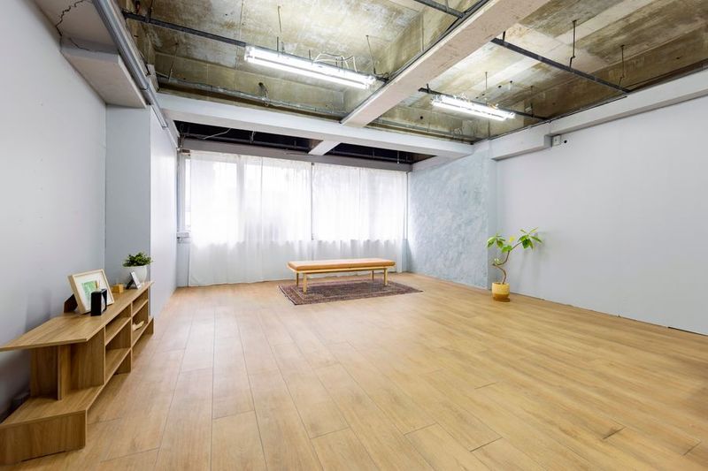 【優しい光の撮影空間】ROOMスタジオ - ハレルフォト