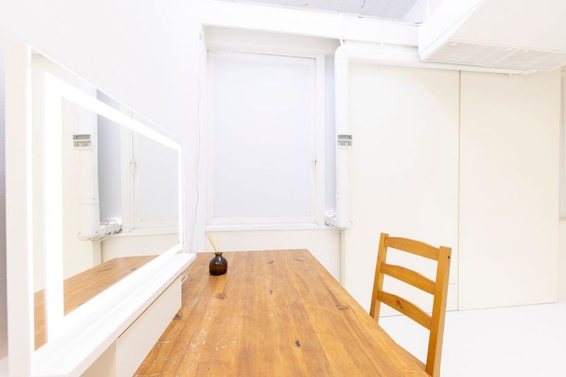 【大楠の日赤通り沿いにオープン！】使い易い白いスタジオ - ハレルフォト