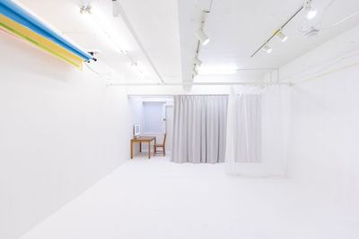 ハレルフォト 【大楠の日赤通り沿いにオープン！】使い易い白いスタジオの室内の写真
