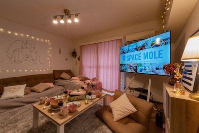 大画面TVでオフ会や鑑賞会に最適🎥 - 朝日プラザ Bridal心斎橋_12の室内の写真