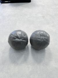 ピラティスボール - Pilates Studio Lui 目黒店 【レビュー投稿プラン】キャフォーマー・チェア・バレル完備の設備の写真