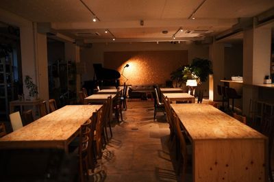 HOME/WORK VILLAGE GOOD TEMPO -MUSIC, BAR & PLANTS-の室内の写真