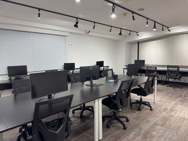 貸切イベントスペース - いいオフィス加治屋町 by 動画編集CAMP