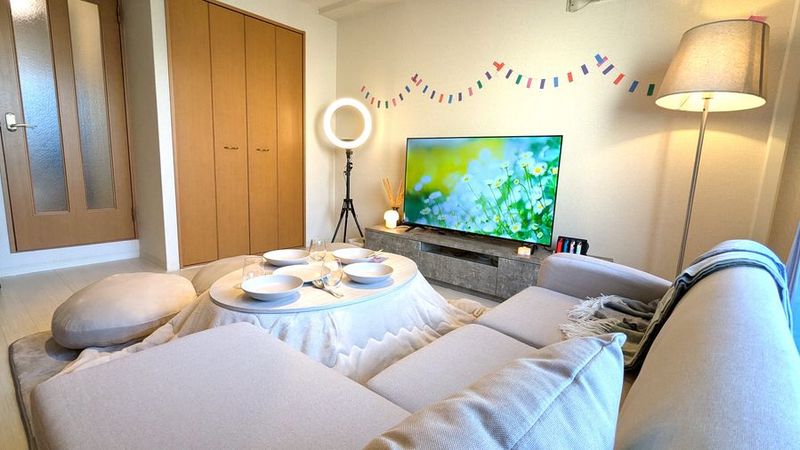ひろ～いお部屋でお食事・飲み会🍲 & ボードゲームし放題⭐️大画面55㌅スマートTVと各種ゲーム設置💓 - ジョイスポット四条烏丸Ⅰの室内の写真