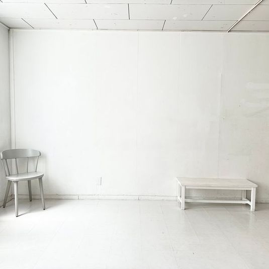 Aスタジオ　白ホリ風 - スタジオringo