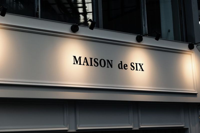 【2F】MAISON de SIX   - MAISON de SIX