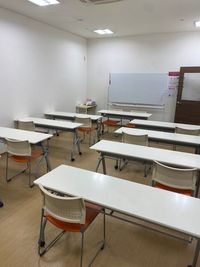 北千里駅２分！個室✨折り畳机でレイアト自由！会議室・面接・研修・自習・集会・作業にも最適♪ - イオンカルチャークラブ北千里店