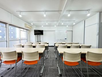 お気軽会議室博多東plata ■お気軽会議室博多東plataの室内の写真