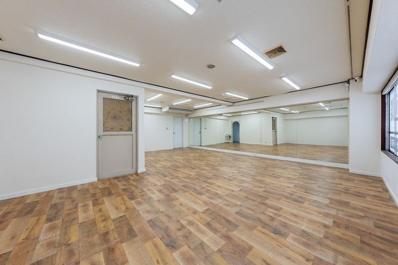 CurioSpaceSeisekiStudio - CurioSpaceSeisekiStudio