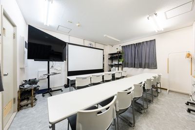 ダンスもできる貸し会議室　バファースペース  行徳駅前 ダンスもできる貸し会議室 バファースペース 行徳駅前の室内の写真