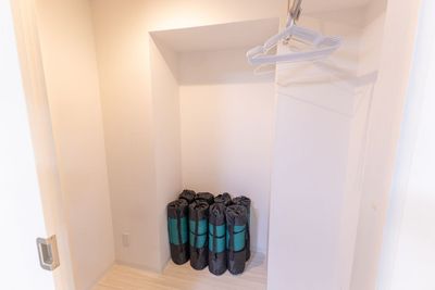 クロークスペースも完備 - Wellness南森町 Wellness南森町_19の室内の写真