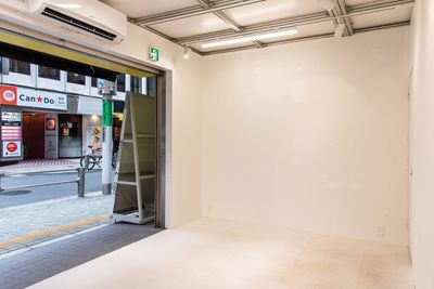 sponge space/ポップアップ/渋谷徒歩5分💖 🛍️ポップアップ、🗣️会合に！10名程度　スポンジスペースの室内の写真