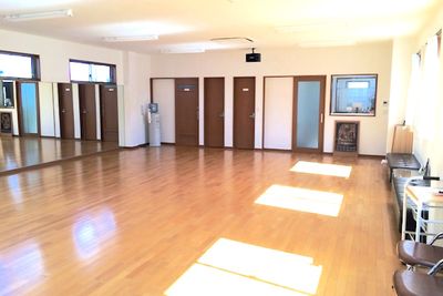 ダンスレッスン・パーソナルトレーニングに最適なスタジオです。 - 【浜松】スギタダンススタジオ