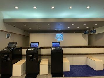 フロント - 東横INN金沢兼六園香林坊 エコノミーダブル喫煙の室内の写真