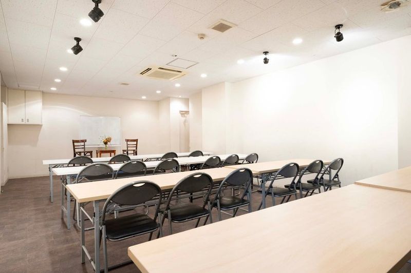 《ブルマンスペース/下北沢店》 - ブルマンスペース　下北沢店【下北沢駅徒歩30秒】最大3４名収容