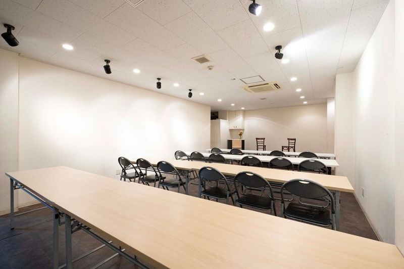 《ブルマンスペース/下北沢店》 - ブルマンスペース　下北沢店【下北沢駅徒歩30秒】最大3４名収容