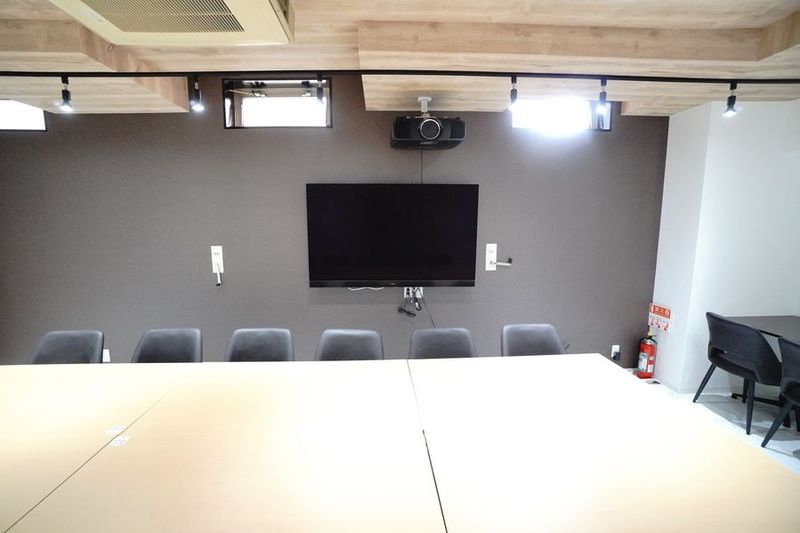 TCL三越前B - 【TCL三越前】