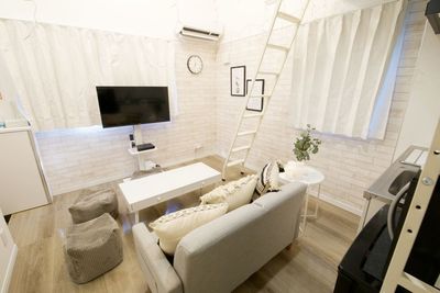 セカンドXi川崎パーティスペース ロフト付きホワイトパーティスペース_Bの室内の写真