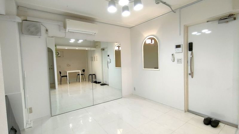 レンタルスタジオ・レンタルサロン - Studio Raku