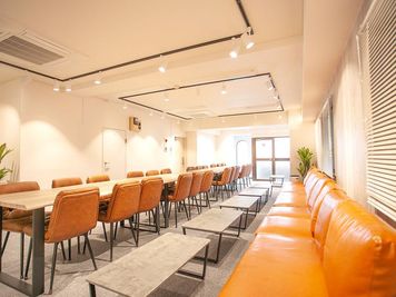 貸会議室ルームス　淡路町店 【ROOMs淡路町店 】東京メトロ丸ノ内線 淡路町駅 徒歩3分の室内の写真