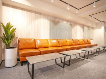 貸会議室ルームス　淡路町店 【ROOMs淡路町店 】東京メトロ丸ノ内線 淡路町駅 徒歩3分の室内の写真