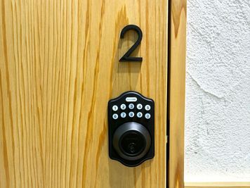 ドアサインです。 - 2ndbase_そごう広島 完全個室ブース（定員1名）【そごう広島2階】の設備の写真