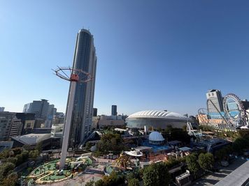 東京ドームを背景に撮影できる屋上スペース｜夕景・夜景にも対応（オプション利用 ※事前予約必須） - 水道橋スタジオ（東京ドーム前）Suidobashi Studio 水道橋スタジオ（東京ドーム前）SUIDOBASHI STUDIOの室内の写真