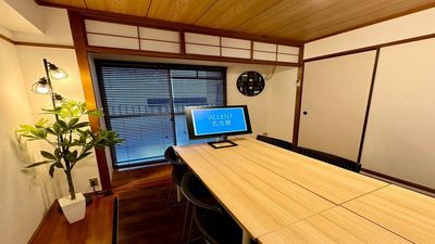 【2024.12 NEWOPEN】飲食OK/名古屋駅徒歩3分✨/最大14名/シアター利用/明るい/光Wi-Fi/設備無料 - 《VILLENT 名古屋》