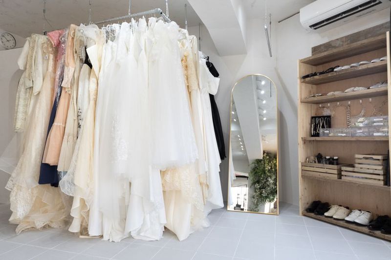【フォトウェディグ】ウェディングドレス50着着放題の撮影スタジオ - studio owl（スタジオオウル）馬喰町店｜撮影スタジオ