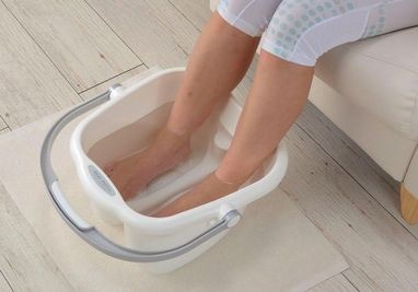 フットバスのご用意あります
(もちろんお湯がご利用できます) - Relax Salon（りらくサロン）渋谷道玄坂 レンタルサロンの室内の写真